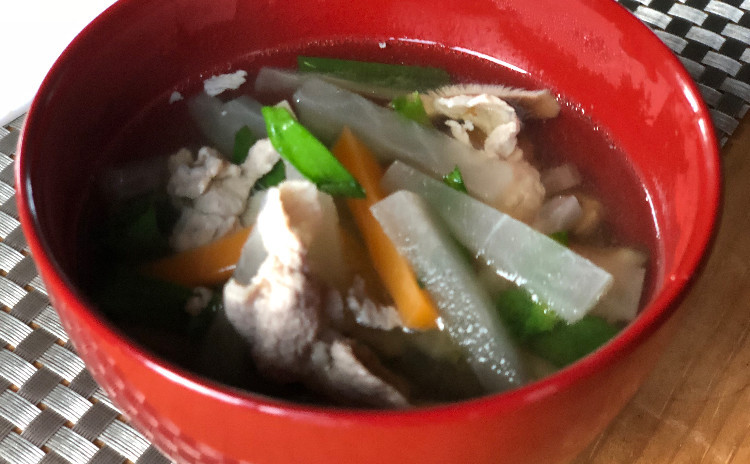 伊勢鶏の黒酢あん炒め、松阪豚の沢煮椀、ひじきの重ね煮、日野菜漬け