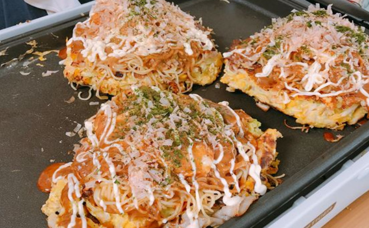 【大阪本場・家庭の味】お好み焼きを作ってみませんか!(ビール付)
