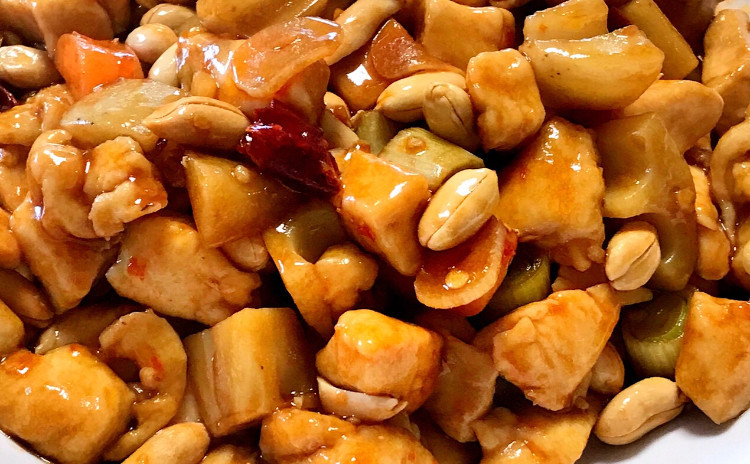 中華伝統料理【宮保鶏丁】とそのほか旬の家庭料理シリーズ