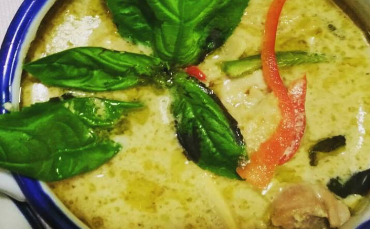 美味しいタイ料理*グリーンカレー素麺*卵焼き*生春巻*パパイヤサラダ