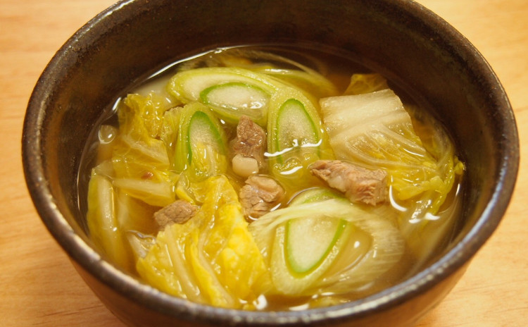 海鮮ビビンパと豆腐の煮物、ししとうと煮干しの炒め物ほか2品