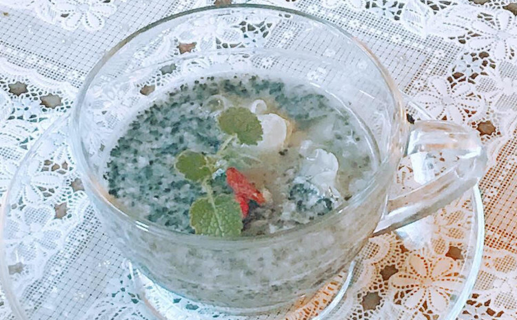 温活・潤活・氣活でインフル&風邪予防、免疫力upメニュー!寒い冬を食療薬膳で乗り越えましょう1.薬膳茶玄米五分粥 2.黒木耳&人参ピリっとキンピラ 3.黒ゴマ白キクラゲ甘酒で潤いデザート オリジナル薬酒1杯プレゼント&薬膳茶飲み放題
