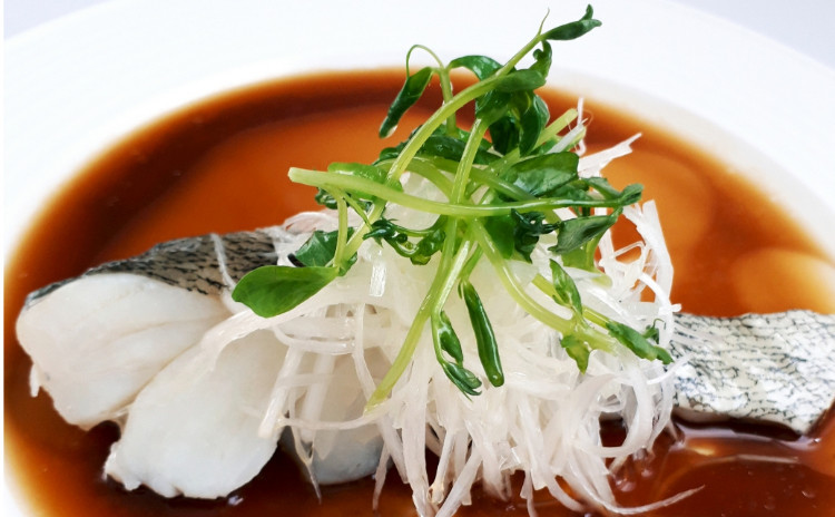 私のオススメ‼️【お砂糖不使用★ヘルシー中華】①清蒸鮮魚(チンジョンエンユイ/中国風蒸し魚)、②トマトと卵の炒め物、③絶品ピータン豆腐