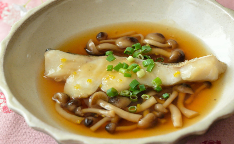 お魚の和風あんかけ&五目ちらし寿司♡定番にしたい副菜も盛り沢山♪春の和食献立です♪