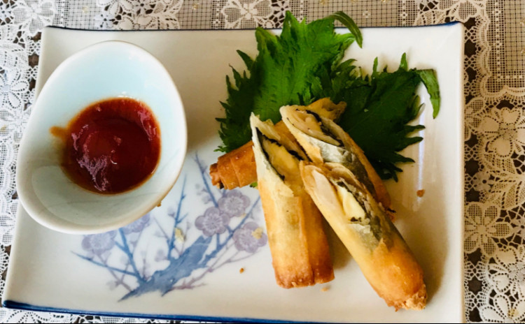 花粉症予防対策レシピ・春編・プロが伝授;薬膳活用料理教室!☆春の食養生をお伝えしながらレッスン☆鯖と野菜の甘酢あんかけ☆レンコンチーズ紫蘇春巻き☆ヨーグルトケーキ☆スーパーフード入り玄米五分ご飯☆具沢山味噌汁☆春の薬膳茶、飲み放題。目指せ!美味しく食べてより美しく元気に🎶