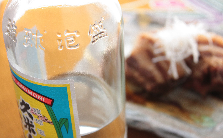 ボリューム満点&繊細な味!らふてーとゴーヤーチャンプルーがメインの沖縄気分献立!