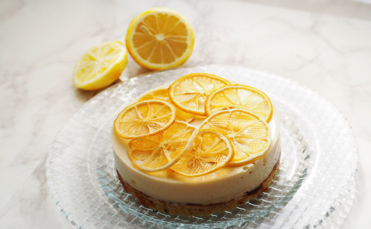 爽やかレモンムースケーキ♡生クリーム、ゼラチン、乳製品、小麦粉、トランス脂肪酸、精製糖不使用!