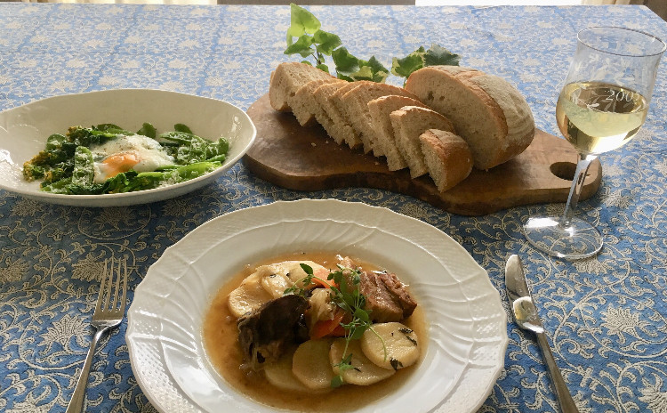 中種法でカンパーニュ〜ベッコフ&春野菜と温泉卵のサラダ〜