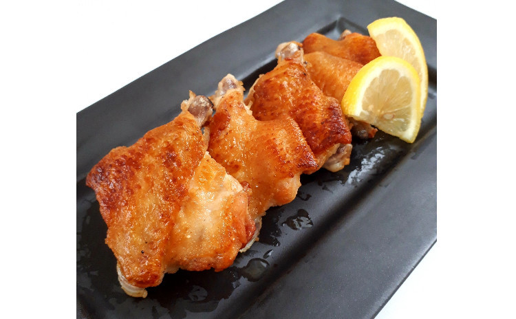 【お砂糖不使用★ヘルシー酒肴和食】①焼き鳥屋さんみたいな鶏手羽中のレモン風味パリパリ焼き、②大根とにんじんののたらこ炒り、③タコとワカメときゅうりのまろやか酢の物