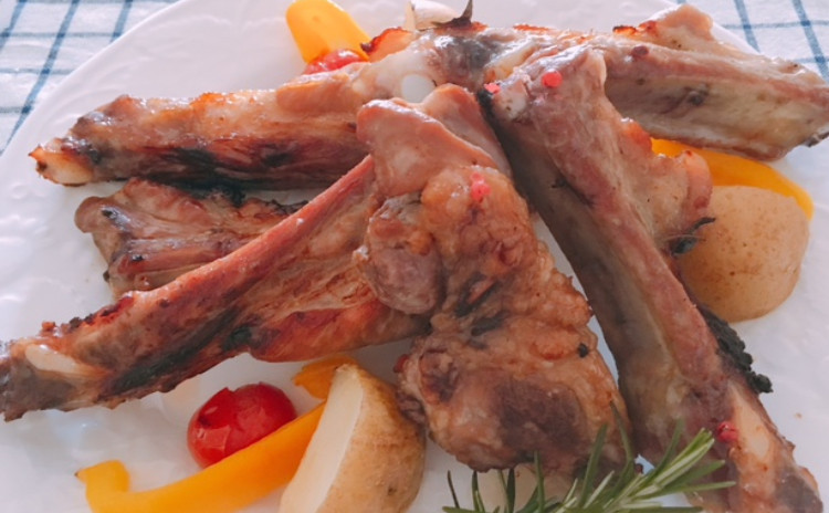 こどもの日パーティー料理 パエリア・スペアリブ(ハーブ・醤油味)・甘夏グリーンサラダ・鯉のぼりケーキ