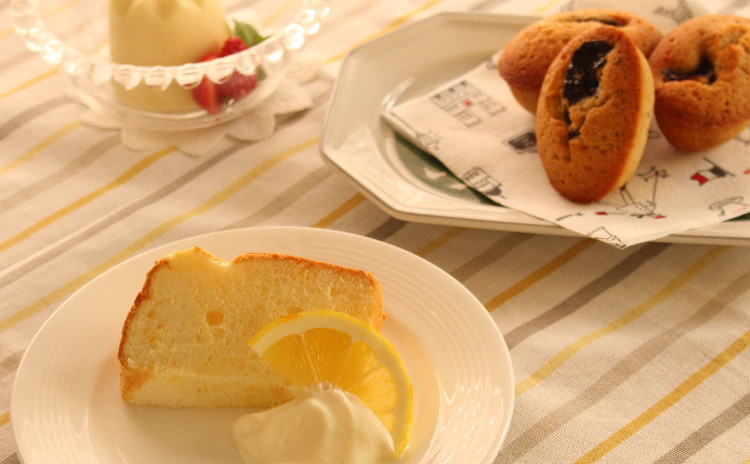 レモンシフォンケーキ♡紅茶とプルーンのフィナンシェ&ババロア・バニーユ で 爽やかな季節のティータイム♪