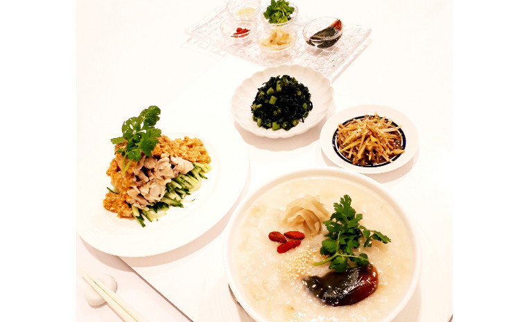 6月で終了‼️超オススメ‼️【お砂糖不使用★ヘルシー中華】①鶏肉と貝柱と大根のお野菜たっぷり濃厚香港風中華粥セット、②副菜1:手羽元の簡単棒々鶏、③副菜2:春菊の炒め物、④副菜3:ネギと生姜のオイスターソース和え