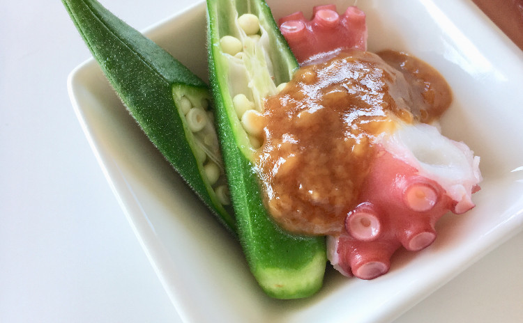 【スイーツorお土産付】とろたまメンチ 新じゃがパンケーキ〜手作りカッテージチーズのサラダ〜 新玉ねぎのトロトロ焼き タコの醤油こうじ和え みょうがとトマトのピクルス 桜のマドレーヌなど全7品