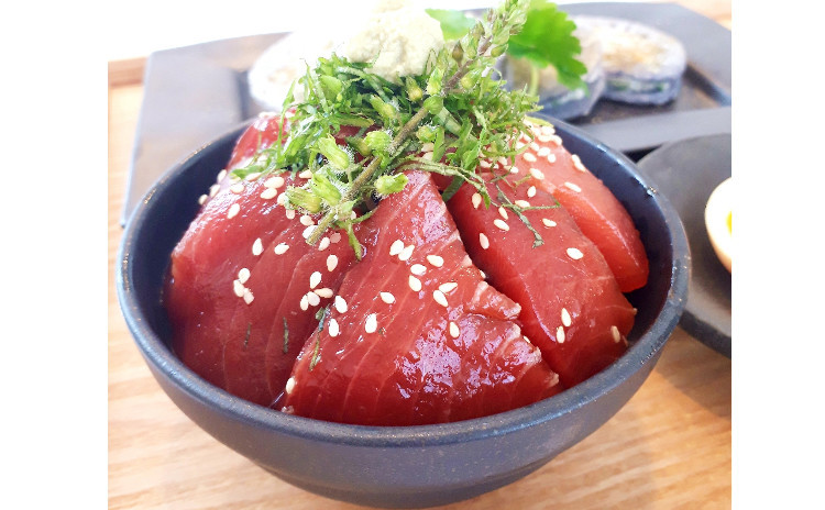 【お砂糖不使用★定番ヘルシー和食】①マグロの漬け丼、②れんこんの海老はさみ焼き山椒風味、③とろ~り煮たまご