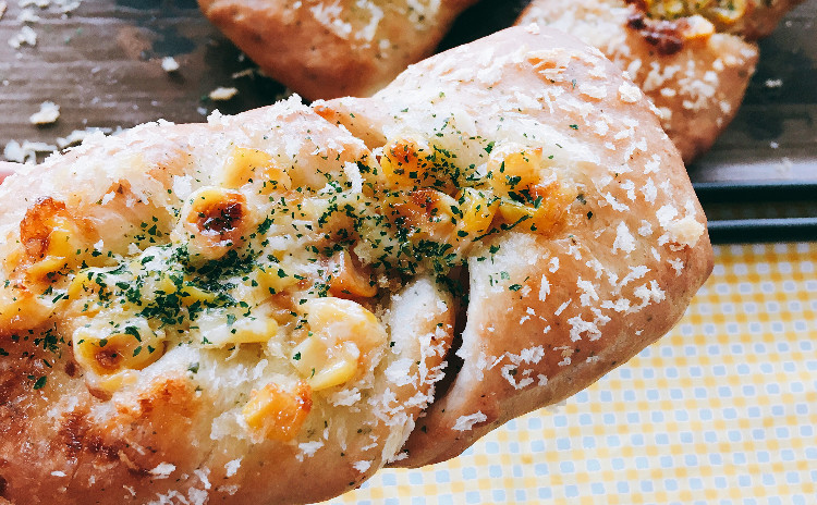 ベーコン🥓&ベジタブル🌽パンを作りましょう♬