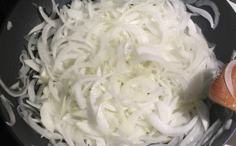 フレンチ的アプローチでスープカレー + 旬の魚と野菜のフリット(ベニエ)