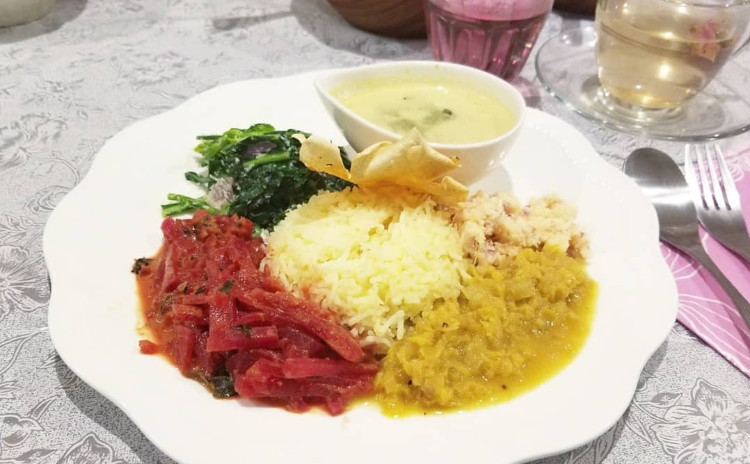 【話題のヘルシースリランカ料理・カレーをマスター!】スパイスたっぷりチキンカレー
