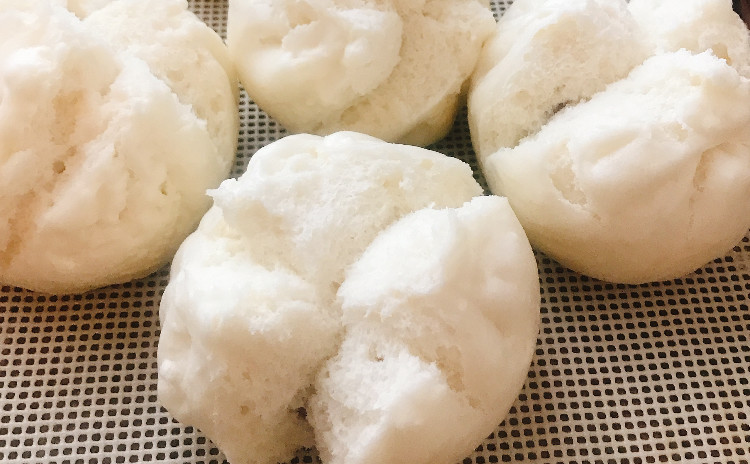 叉焼包、鶏球大包を作りましょう