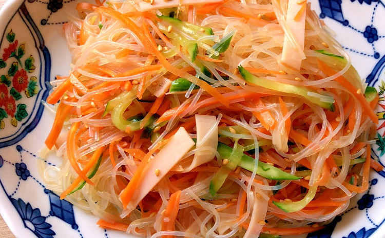 雑誌掲載レシピも作ります‼️家庭で美味しく作れる羽根つき餃子レッスン!!和食キッチンしのぶオープン3ヶ月記念特別価格!!