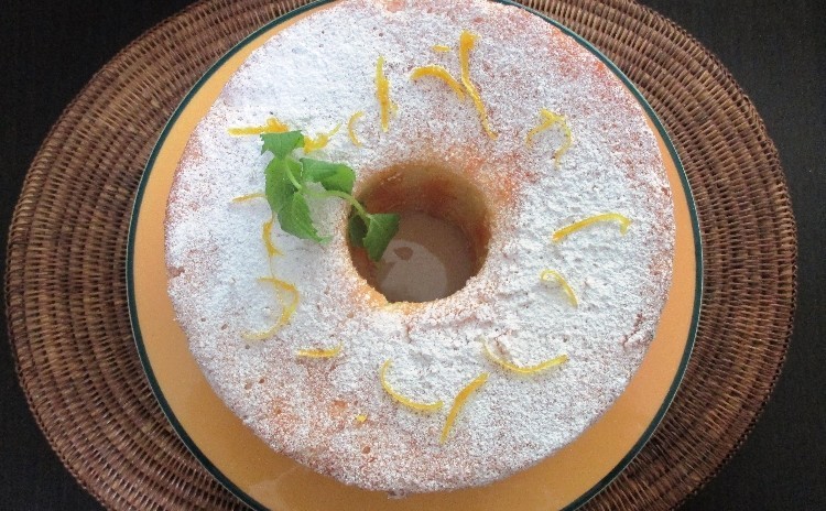 「はちみつレモンの米粉のシフォンケーキ」で暑い夏を爽やかに(17㎝丸シフォン1台)