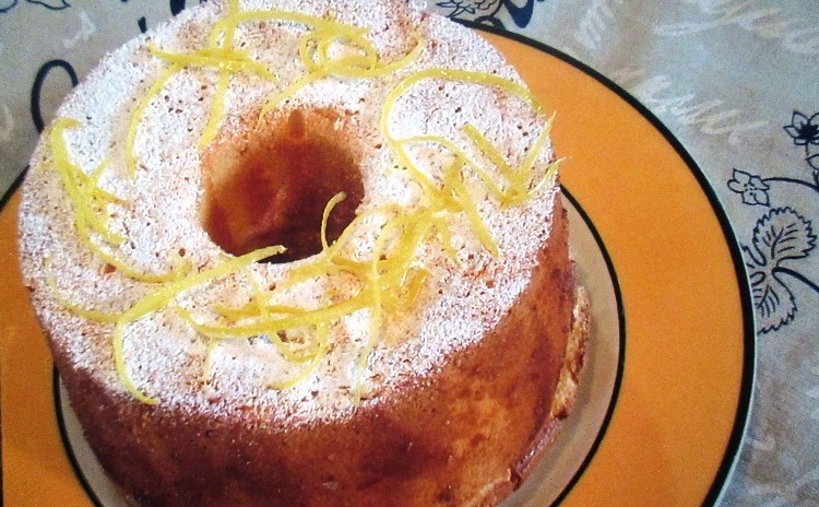 「はちみつレモンの米粉のシフォンケーキ」で暑い夏を爽やかに(17㎝丸シフォン1台)