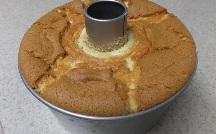 ◆シフォンケーキレッスン 一人1ホール作ります。
