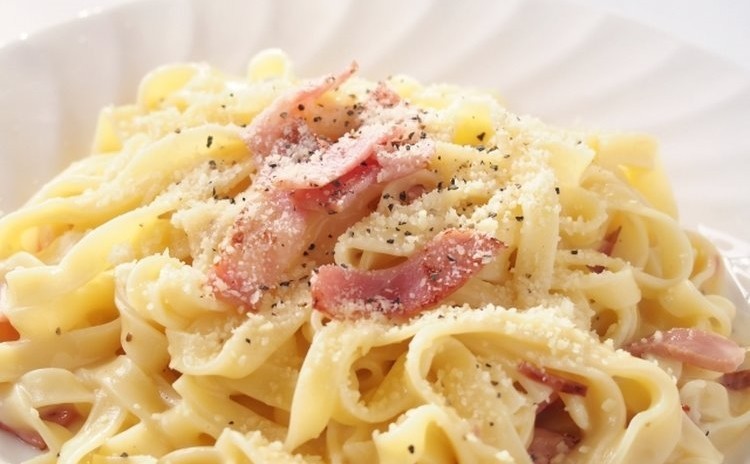 ◆手打ちパスタ「タリアテッレ」を作ります