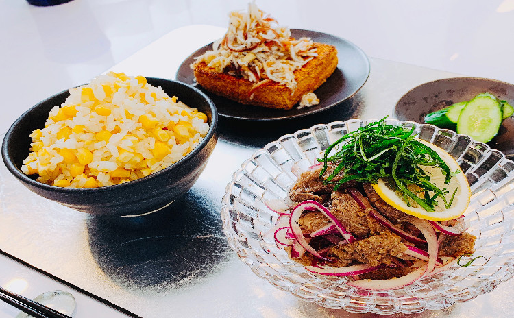 オススメ‼️8月で終了‼️【お砂糖不使用★ヘルシー夏和食】①とうもろこしご飯、②牛スジのレモン煮、③焼き厚揚げの梅しらすみょうがソース