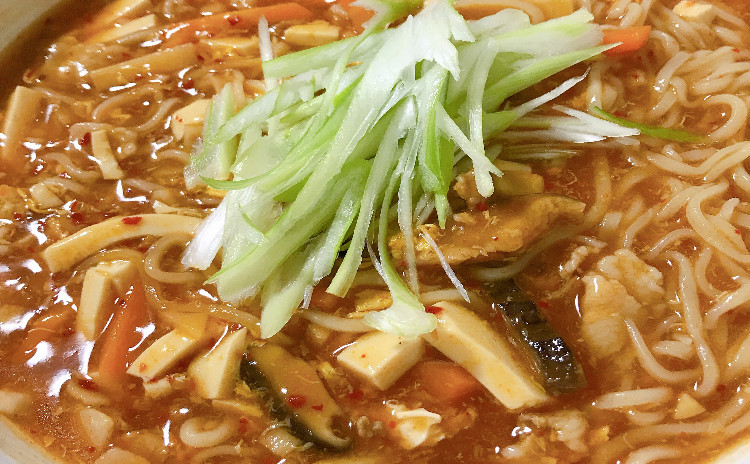 手打ちサンラータン麺、皮から焼き餃子(新レシピ)、マンゴープリン(新レシピ)を作りましょう🎵