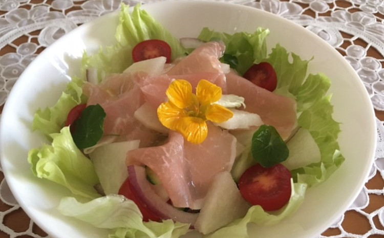 秋のおもてなし料理!マーマレード風味スペアリブ、鮭のカレン風、きのこのリゾット,梨と生ハムのサラダ、パンプキンタルト