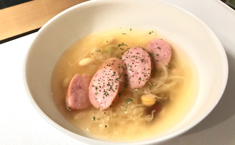 【幸せのピロシキ】美味しいピロシキ2種とお料理2品