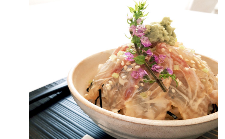 ACO’s代表作 ‼️超オススメ‼️【逸品和食】①絶品胡麻だれ鯛茶漬、②大根の梅肉和え、③オマケ:野菜の水漬け