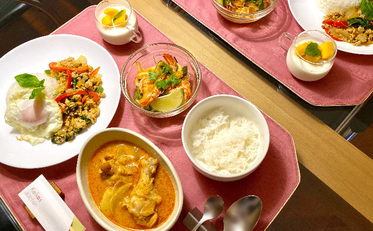【お家タイ料理】ガパオライス 、マッサマンカレー他※マッサマンカレーペーストのお土産付き