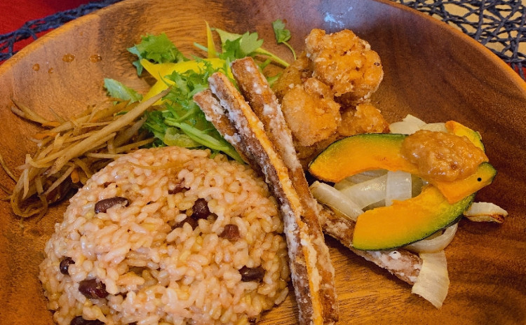 ランチプレートと玄米のお土産付き〜玄米と味噌汁のお話会