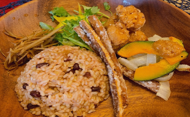 ランチプレートと玄米のお土産付き〜玄米と味噌汁のお話会