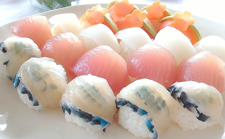春の簡単手まり寿司とザンギでお祝いしましょう!(胡麻プリン付)