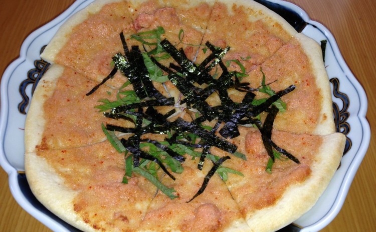 味わい深い天然酵母を使ったピザ生地で作る和風ピザ3種とキーマカレーピザ