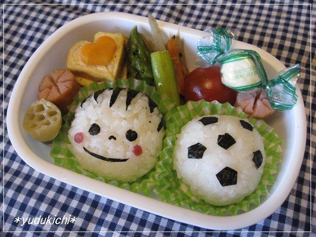 頑張れニッポン サッカーおにぎり弁当 ゆづキッチン 中学生のお弁当 クックパッドブログ