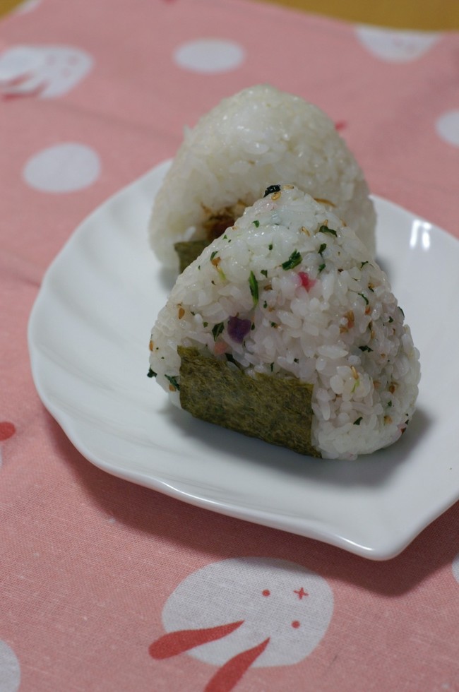 おにぎりだけ弁当 ピンクのたまごのお弁当日記 クックパッドブログ