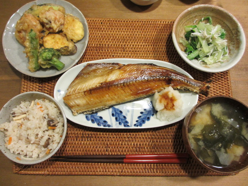 ほっけの塩焼きの献立 まめりんこのごはん日記 クックパッドブログ