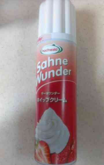 スプレータイプのホイップクリーム モナカさんのごはん日記