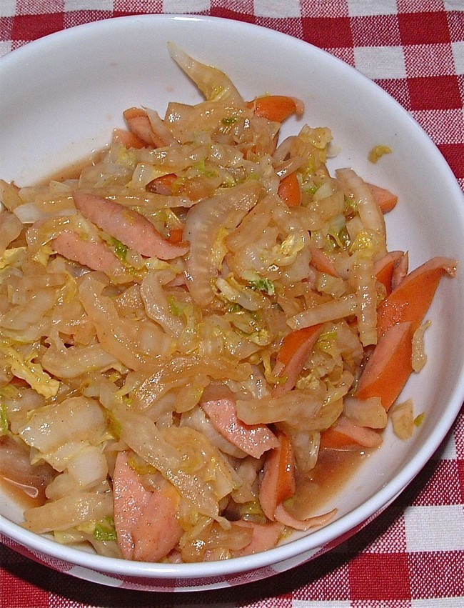 粗挽きウインナーと白菜のごま油炒め 一理に達すれば万法に通ず クックパッドブログ