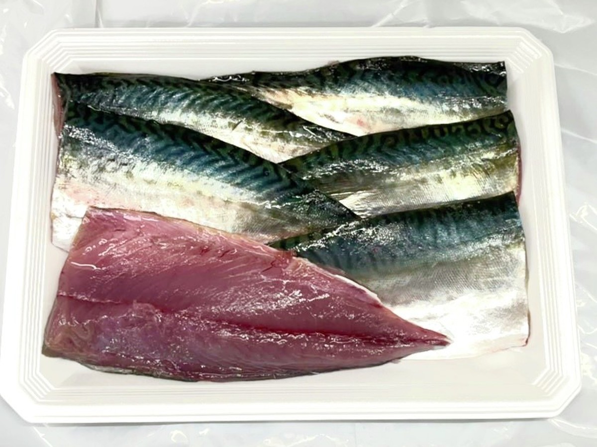 さば3枚下ろし 400g 腹骨無し 中骨有り クックパッドマート 毎日が楽しみになる お買いもの