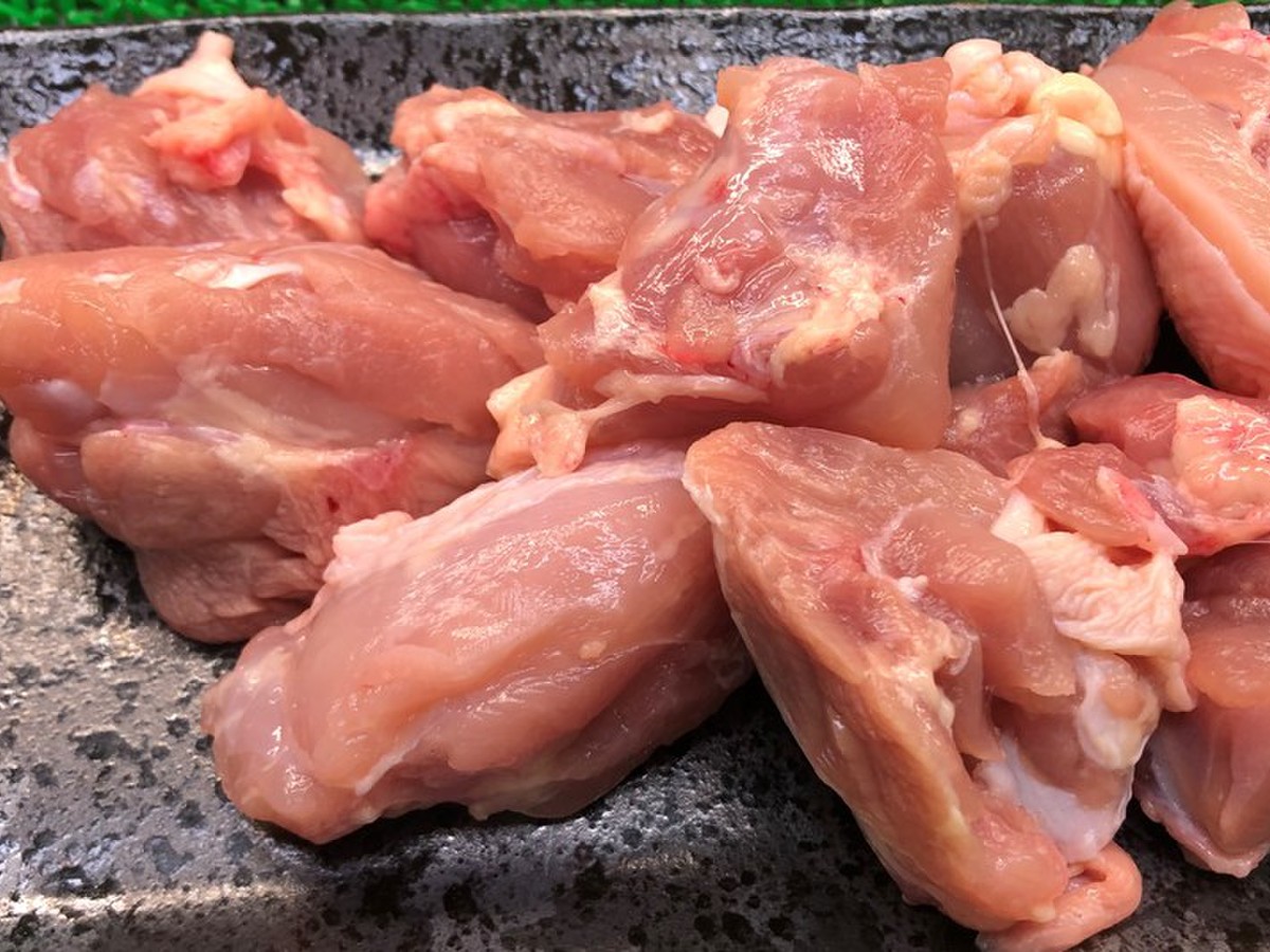 岩手県産 朝切り 国産鶏モモ肉 ぶつ切り 骨なし クックパッドマート 毎日が楽しみになる お買いもの
