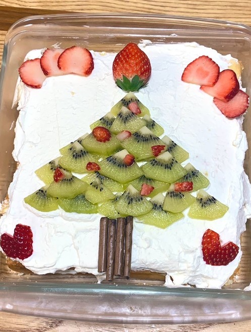 スコップケーキでクリスマスツリーケーキのつくれぽ 【クックパッド 