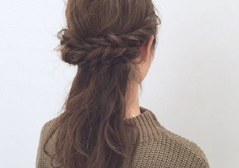 時間のない朝に 簡単おしゃれハーフアップアレンジ クックパッドニュース