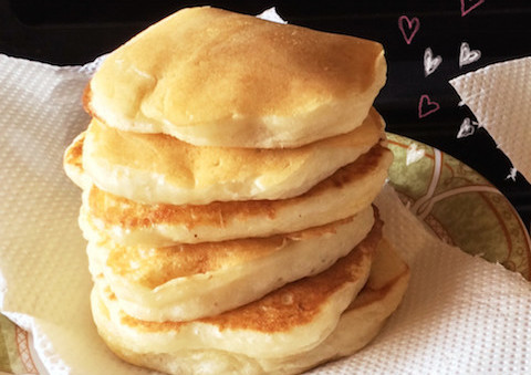 お正月裏ワザ お餅を パンケーキ に入れるともちもち美味だった クックパッドニュース