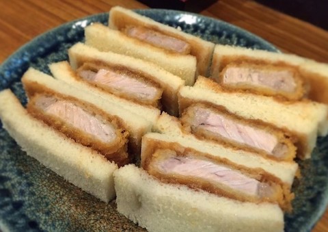 孤独のグルメで紹介 話題の カツサンド は肉汁たっぷりで絶品すぎる一品だった クックパッドニュース