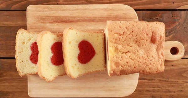 バレンタインに 切っても切ってもハート なパウンドケーキの秘密を動画で公開 クックパッドニュース