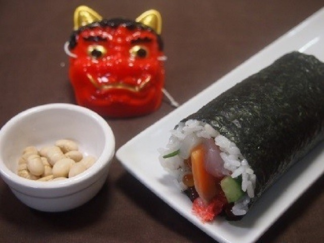 クックパッドニュース 明日は節分 ちびっこや女性に ミニサイズ恵方巻 なら無理なく食べ切れる 毎日新聞